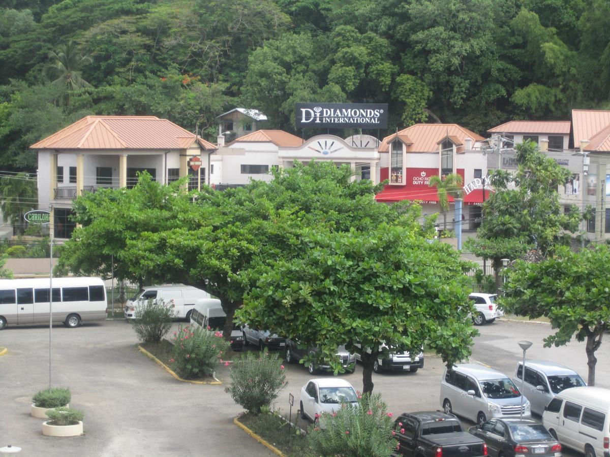 McFarlane's Place Ocho Ríos Exterior foto