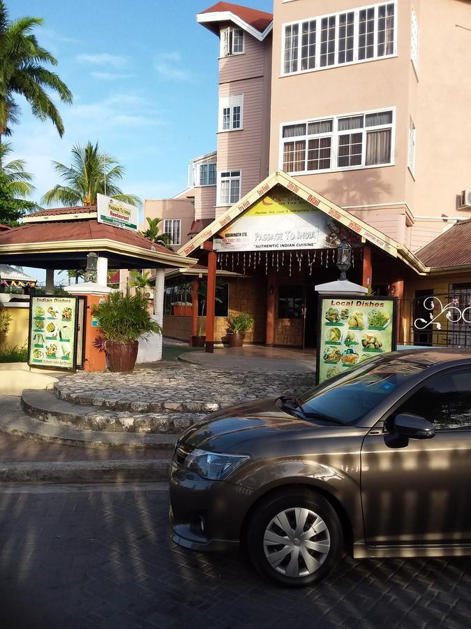 McFarlane's Place Ocho Ríos Exterior foto